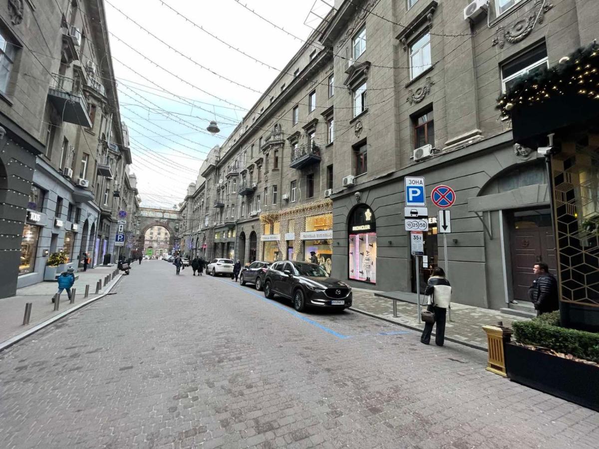 Amazing Passage Apartments Kiev Esterno foto